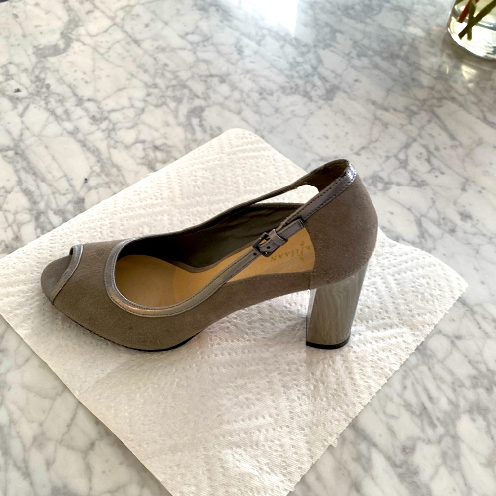 Cole Haan suede and silver metallic leather shoe with chrome 4” in heel.